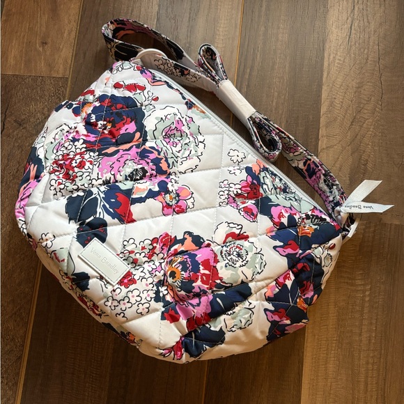 Vera Bradley Handbags - vera bradley ultralight Small Go Ahead Crossbody